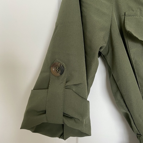 Indulge Green Cinched Collard 3/4 Sleeve Dress - Picture 3 of 4